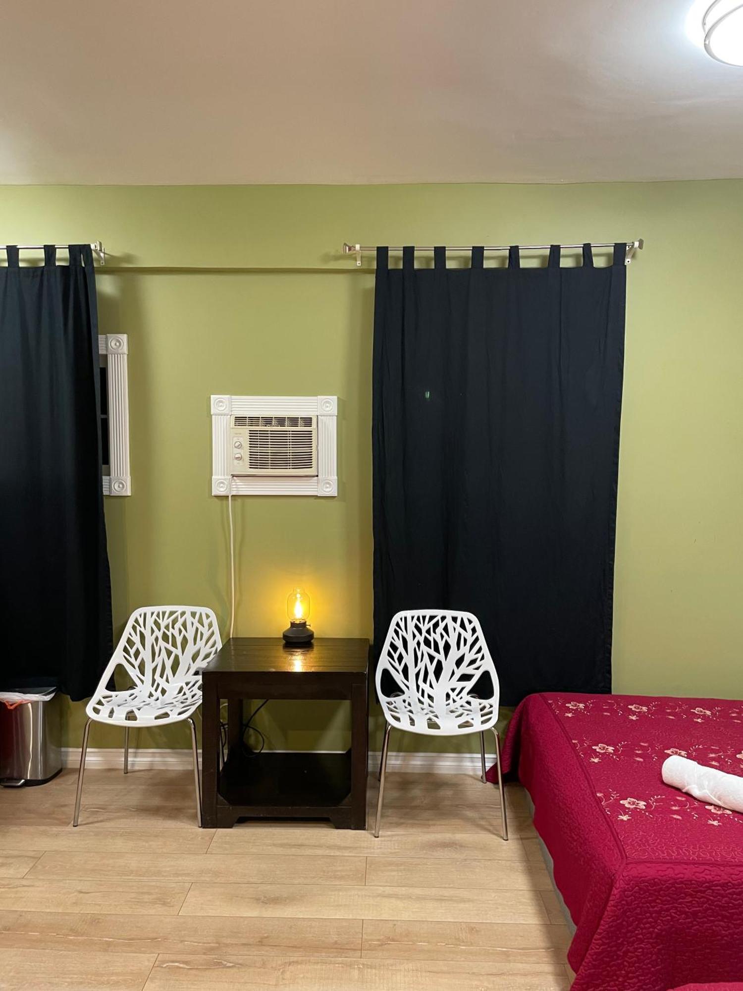 Private W/ Private Full Bathroom & Wifi & Ac & Shared Kitchen In Angeles Hospedagem domiciliar Los Angeles